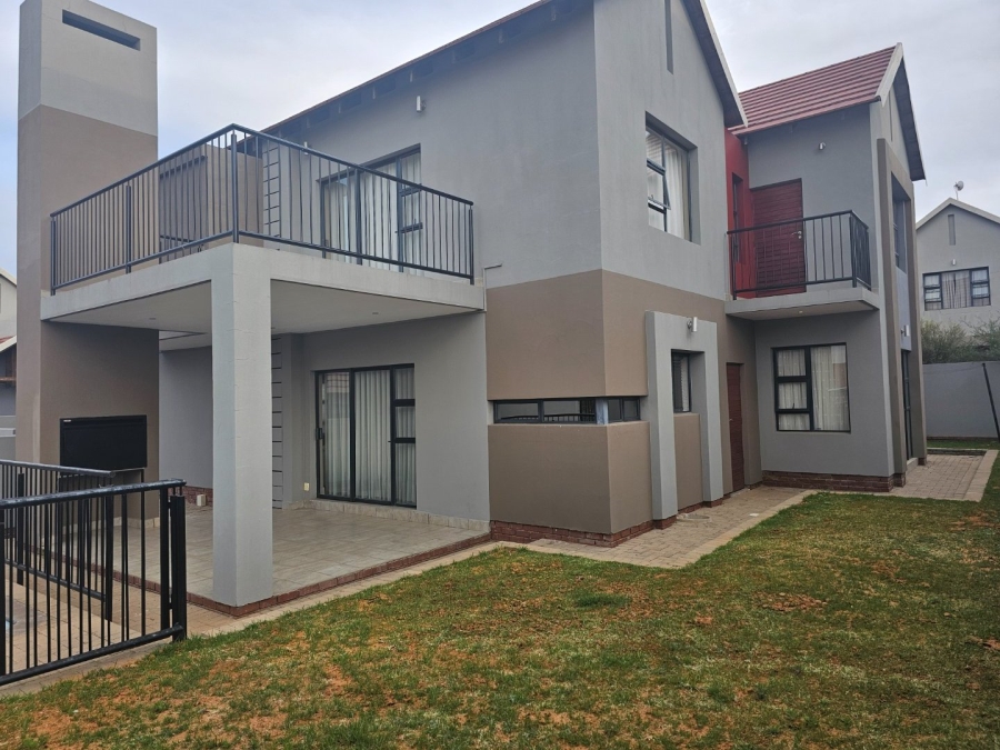 4 Bedroom Property for Sale in Wild Olive Estate Free State